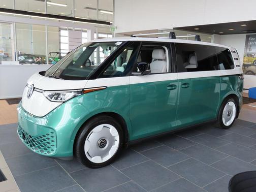 Mahi Green 2025 Volkswagen ID. Buzz 1st Edition with 4MOTION