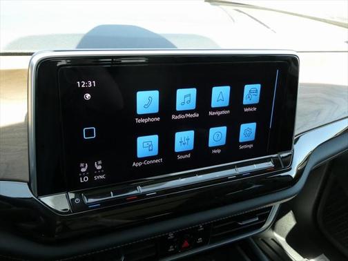2025 Volkswagen Atlas 2.0T SE w/Technology 4MOTION