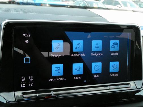 2025 Volkswagen Atlas 2.0T SE w/Technology 4MOTION