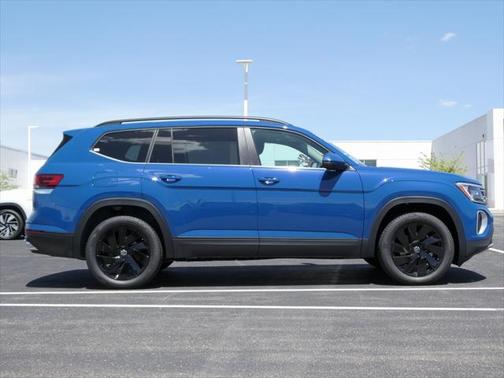 2025 Volkswagen Atlas 2.0T SE w/Technology 4MOTION