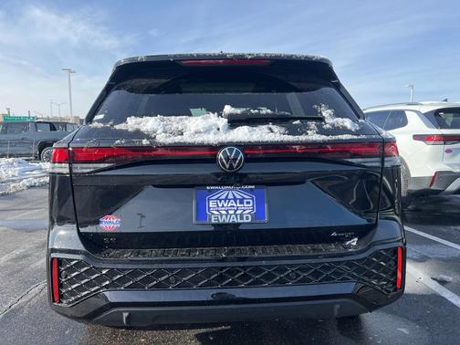 2026 Volkswagen Tiguan 2.0T SE R-Line Black 4MOTION