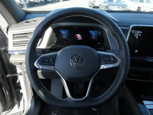 2026 Volkswagen Atlas Cross Sport 2.0T SE w/Technology 4MOTION