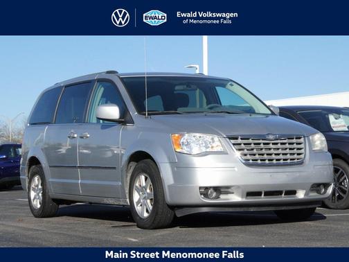 2010 Chrysler Town & Country Touring