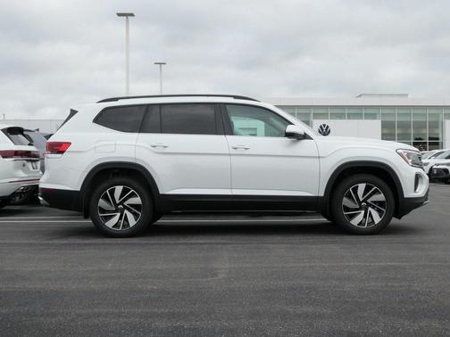 2026 Volkswagen Atlas 2.0T SE w/Technology 4MOTION