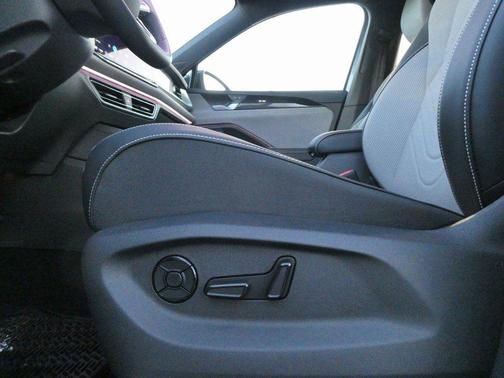 platinum gray metallic 2026 Volkswagen Tiguan 2.0T SE R-Line Black 4MOTION