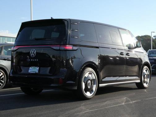 2025 Volkswagen ID. Buzz Pro S