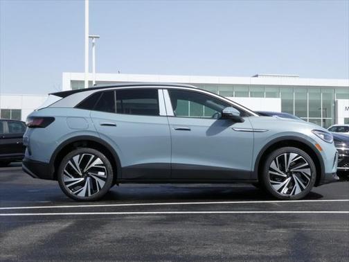 2025 Volkswagen ID.4 Pro S Plus