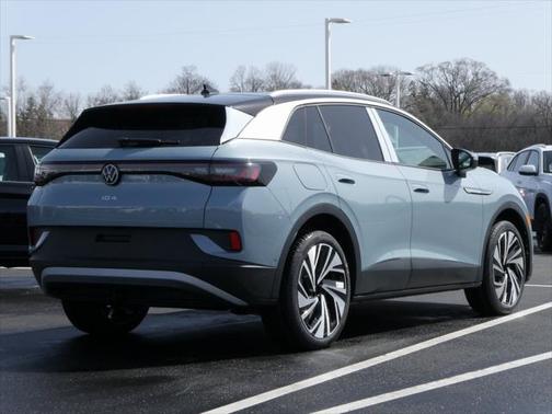 2025 Volkswagen ID.4 Pro S Plus
