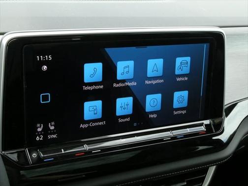 2025 Volkswagen Atlas Cross Sport 2.0T SE w/Technology 4MOTION
