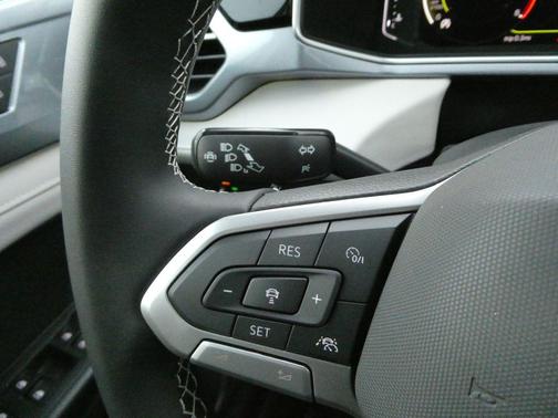 Pure White 2026 Volkswagen Taos SEL