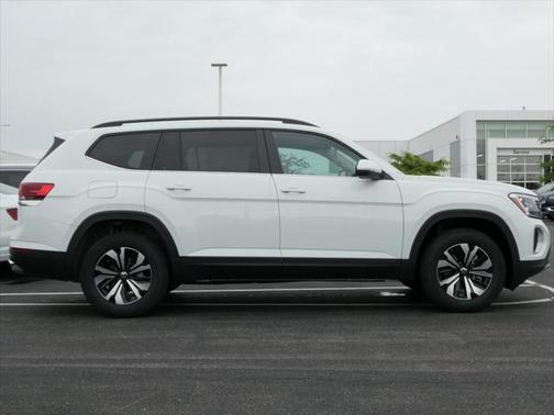 2025 Volkswagen Atlas 2.0T SE
