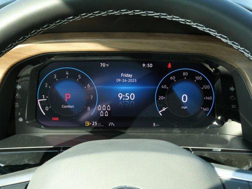 2026 Volkswagen Atlas 2.0T SE w/Technology 4MOTION