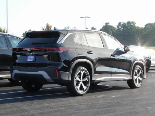 2025 Volkswagen Tiguan 2.0T SE 4MOTION
