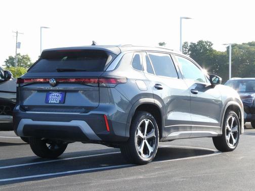 2025 Volkswagen Tiguan 2.0T SE 4MOTION