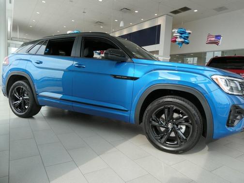 2025 Volkswagen Atlas Cross Sport 2.0T SEL