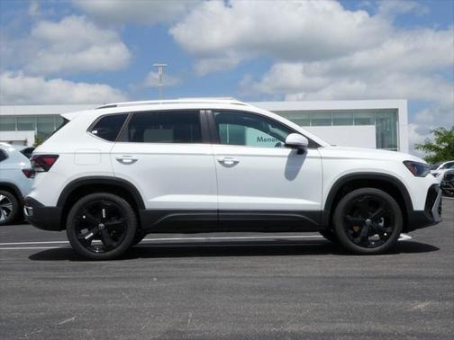 2025 Volkswagen Taos 1.5T SEL