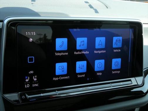 2025 Volkswagen Atlas 2.0T Peak Edition