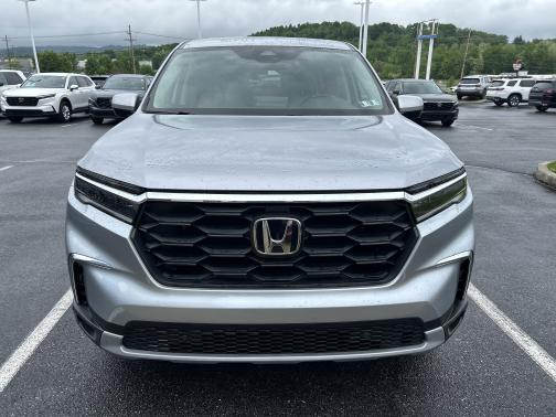 Lunar Silver Metallic 2023 Honda Pilot