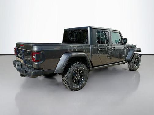 2026 Jeep Gladiator Willys