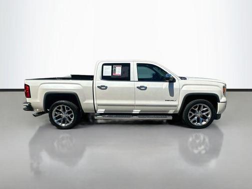 White Diamond Tricoat 2015 GMC Sierra 1500 Denali