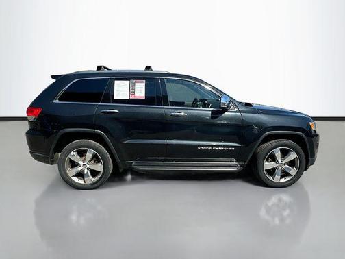 Brilliant Black Crystal Pearlcoat 2016 Jeep Grand Cherokee Limited
