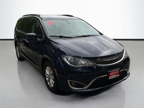 Jazz Blue Pearlcoat 2017 Chrysler Pacifica Touring-L