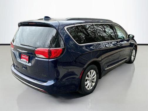 Jazz Blue Pearlcoat 2017 Chrysler Pacifica Touring-L