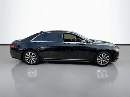 Velvet 2019 Lincoln Continental Livery