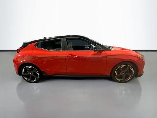 2019 Hyundai Veloster Base