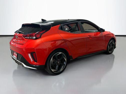 2019 Hyundai Veloster Base
