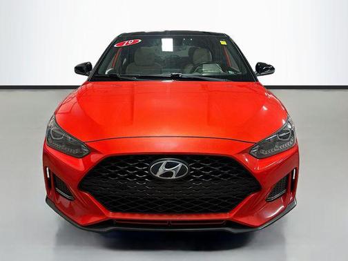 2019 Hyundai Veloster Base