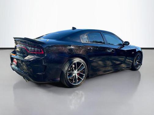 2016 Dodge Charger R/T Scat Pack