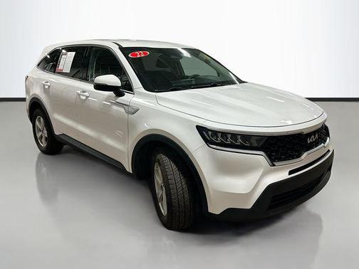 2022 Kia Sorento LX