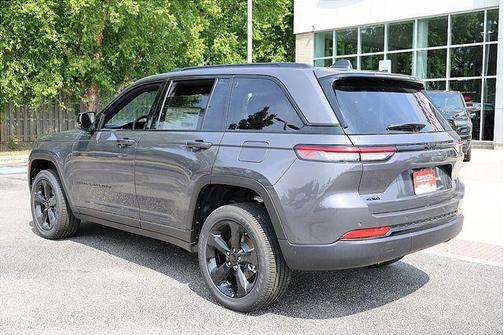 2025 Jeep Grand Cherokee Altitude