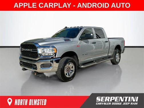 2022 RAM 2500 Tradesman Crew Cab 4x4 6'4' Box