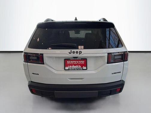 2026 Jeep Cherokee Laredo 4x4