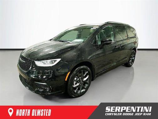 2026 Chrysler Pacifica L