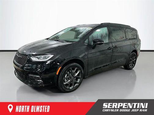 2026 Chrysler Pacifica L