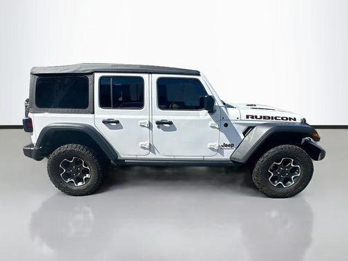 Bright White Clearcoat 2023 Jeep Wrangler Rubicon