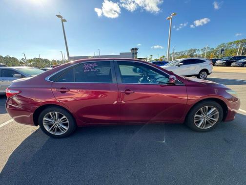 2015 Toyota Camry SE