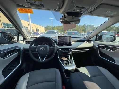 2022 Toyota RAV4 Limited