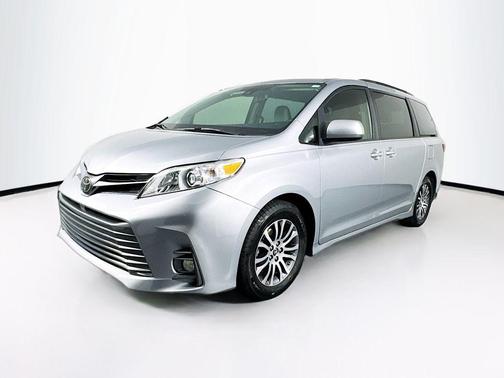 2018 Toyota Sienna Limited