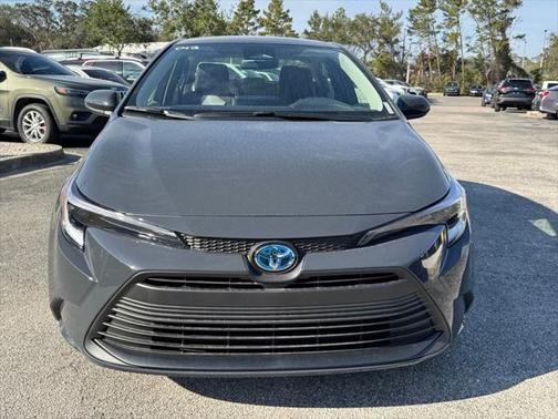 2025 Toyota Corolla Hybrid SE