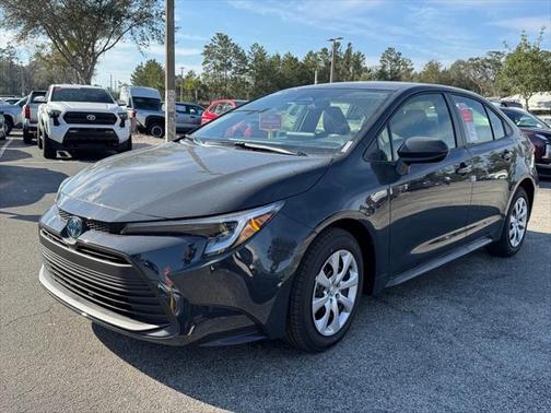 2025 Toyota Corolla Hybrid SE