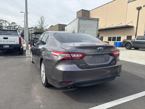 2018 Toyota Camry Hybrid XLE