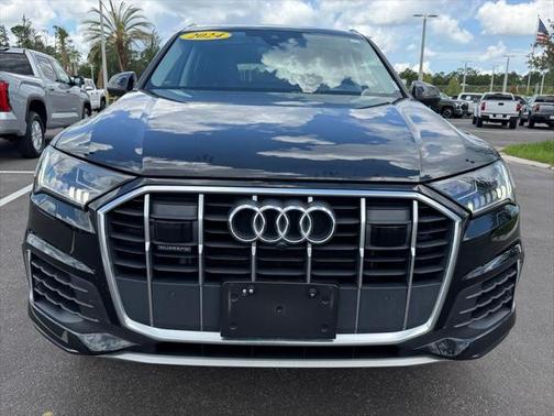 2024 Audi Q7 55 Premium Plus