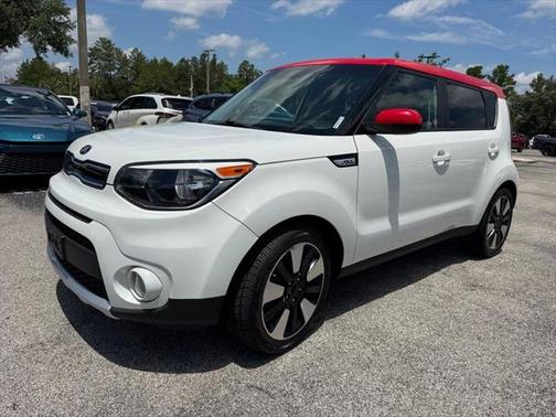 2017 Kia Soul +