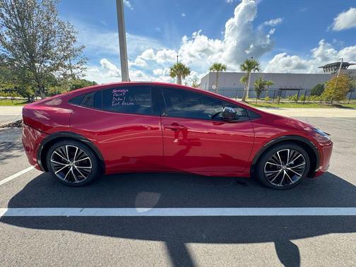2023 Toyota Prius XLE
