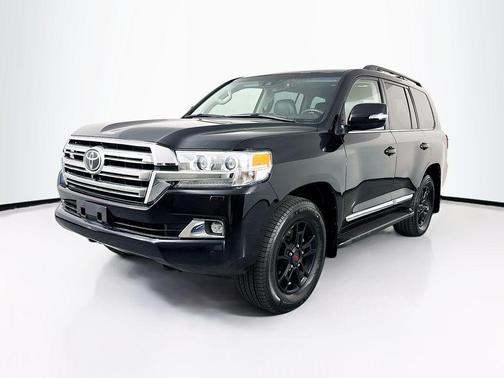 2019 Toyota Land Cruiser Base