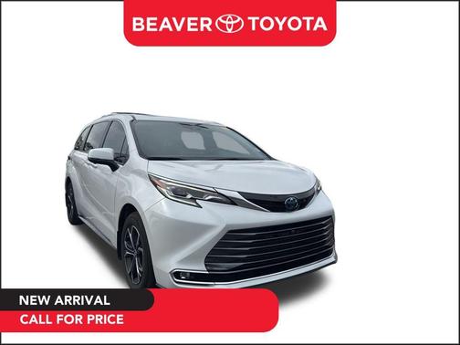 2025 Toyota Sienna Platinum